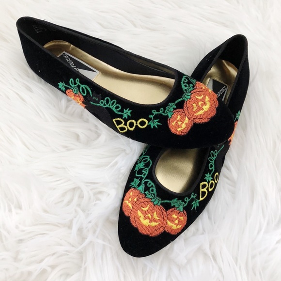 mootsie tootsie flats